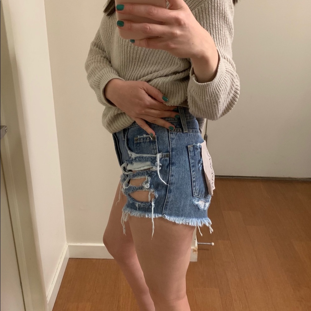 Carmar Denim Distressed Shorts - Picture 5 of 7